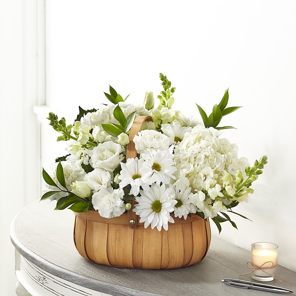 Pure Ivory Basket – Paola Parra Flowers, Clermont FL