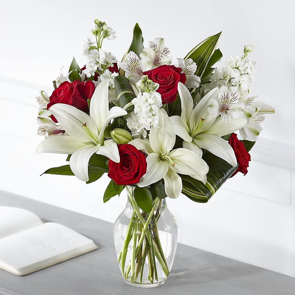 Loving Respect Bouquet – Paola Parra Flowers, Clermont FL