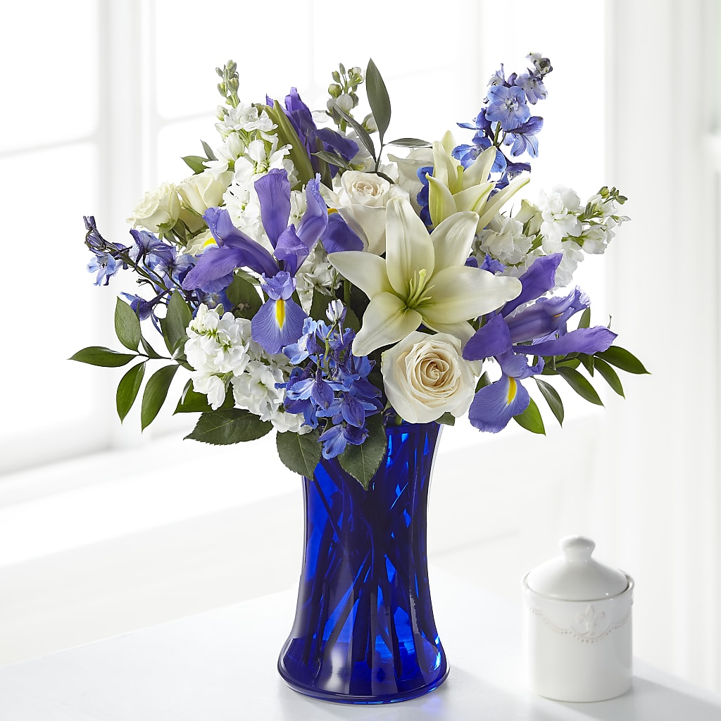 Calming Comfort Bouquet – Paola Parra Flowers, Clermont FL