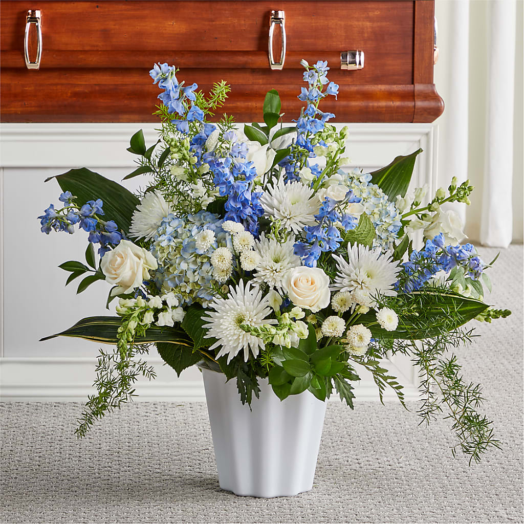 Everlasting Memories Floor Basket – Paola Parra Flowers, Clermont FL