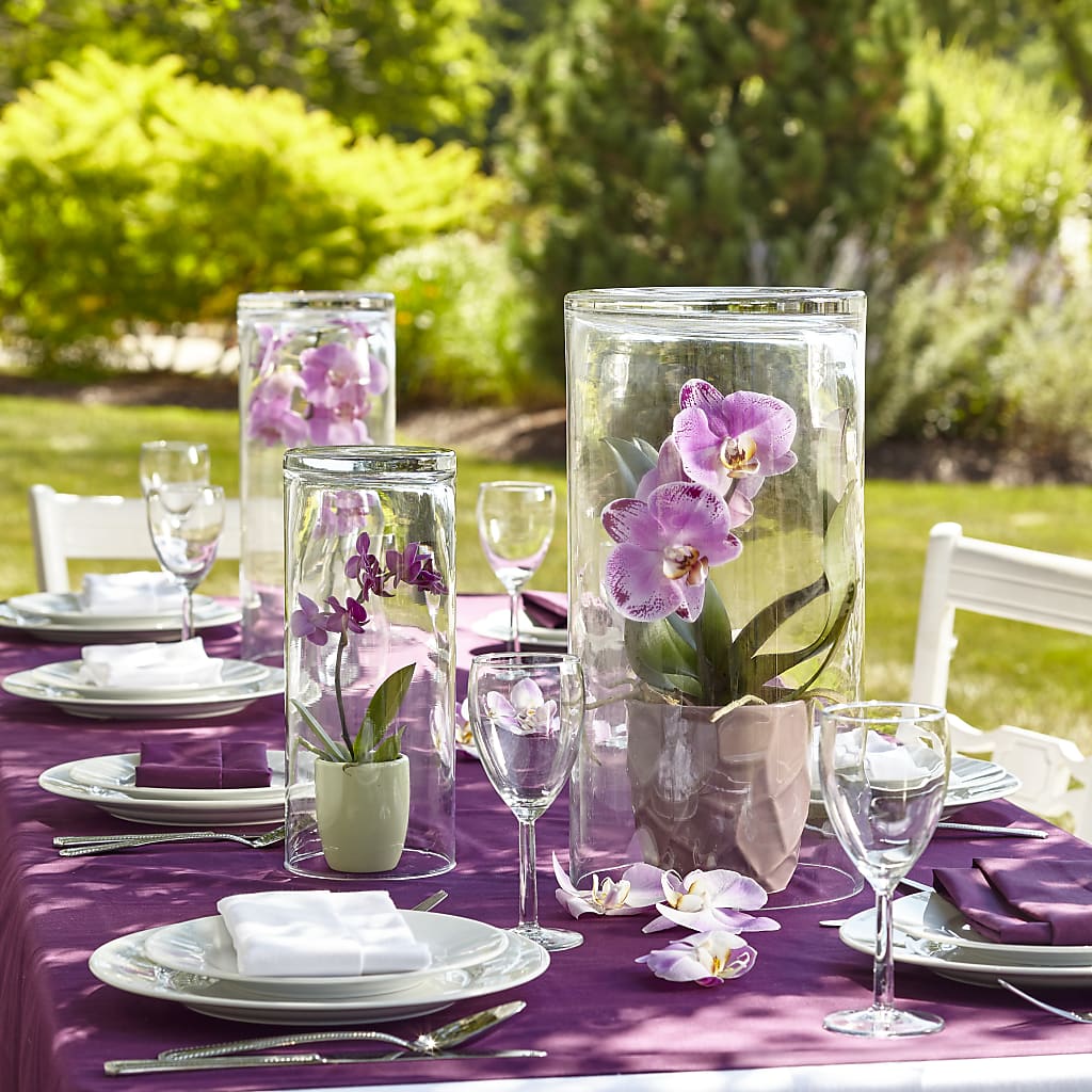 Dramatic Garden Centerpiece – Paola Parra Flowers, Clermont FL