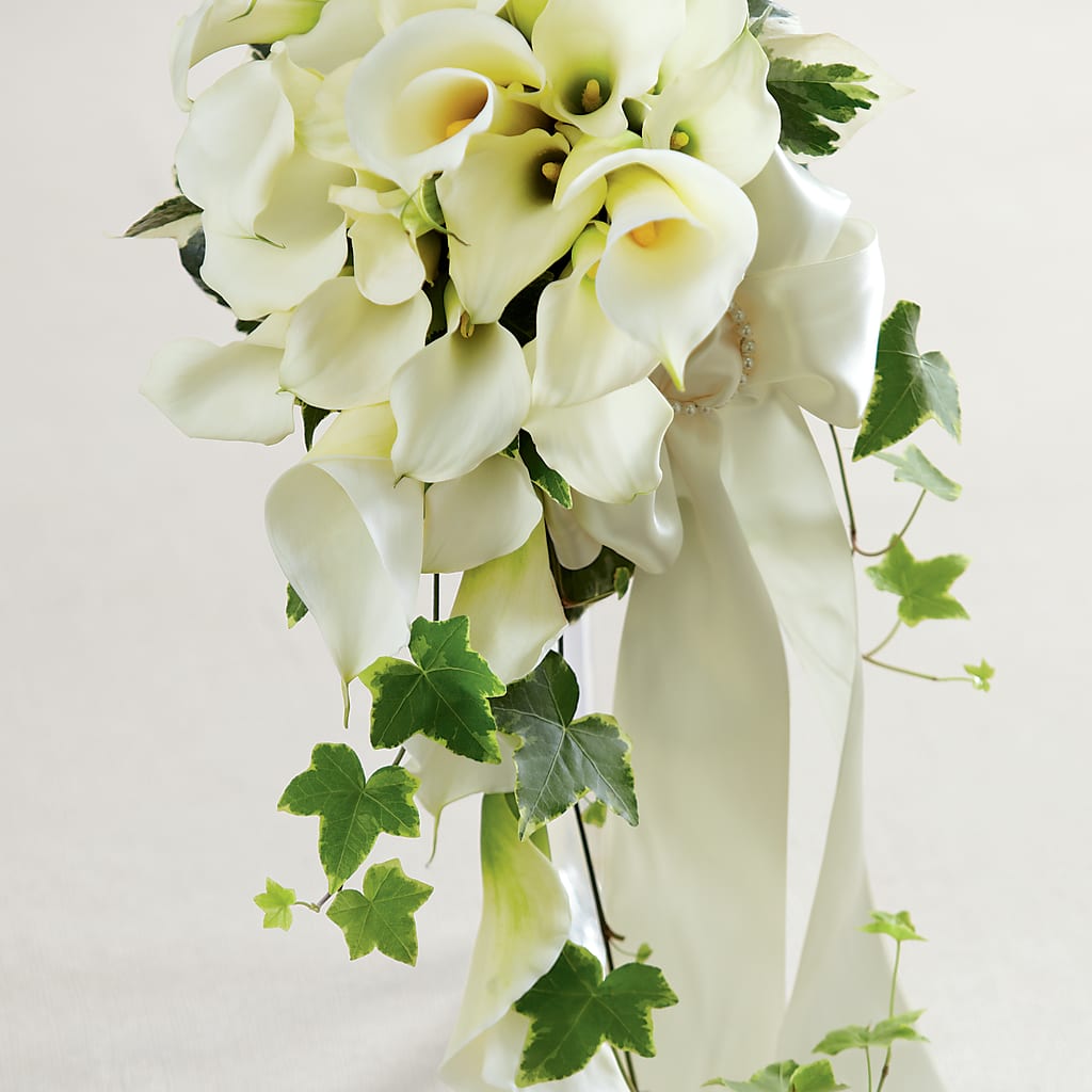 White Chapel Bouquet – Paola Parra Flowers, Clermont FL
