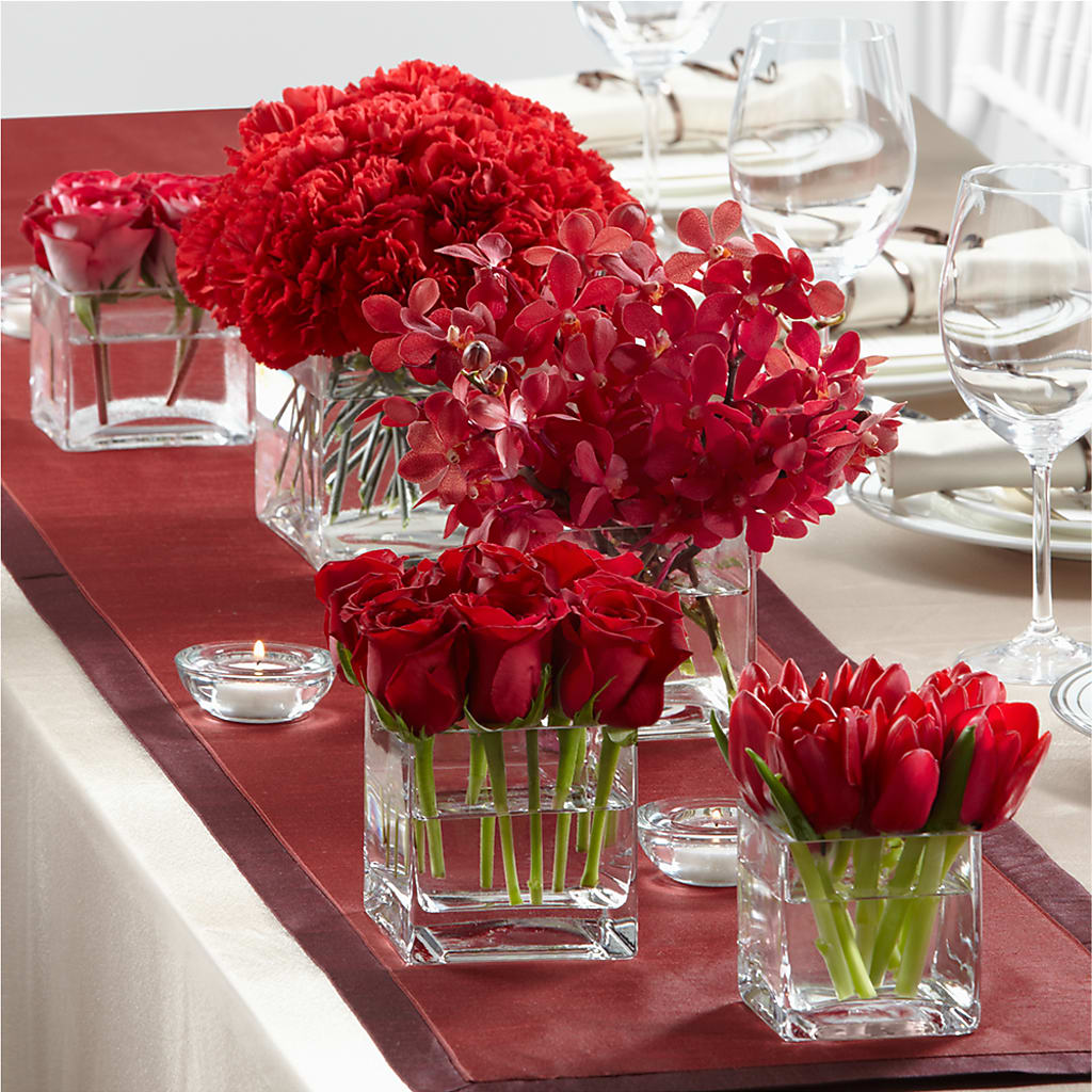Modern Grace Centerpiece – Paola Parra Flowers, Clermont FL