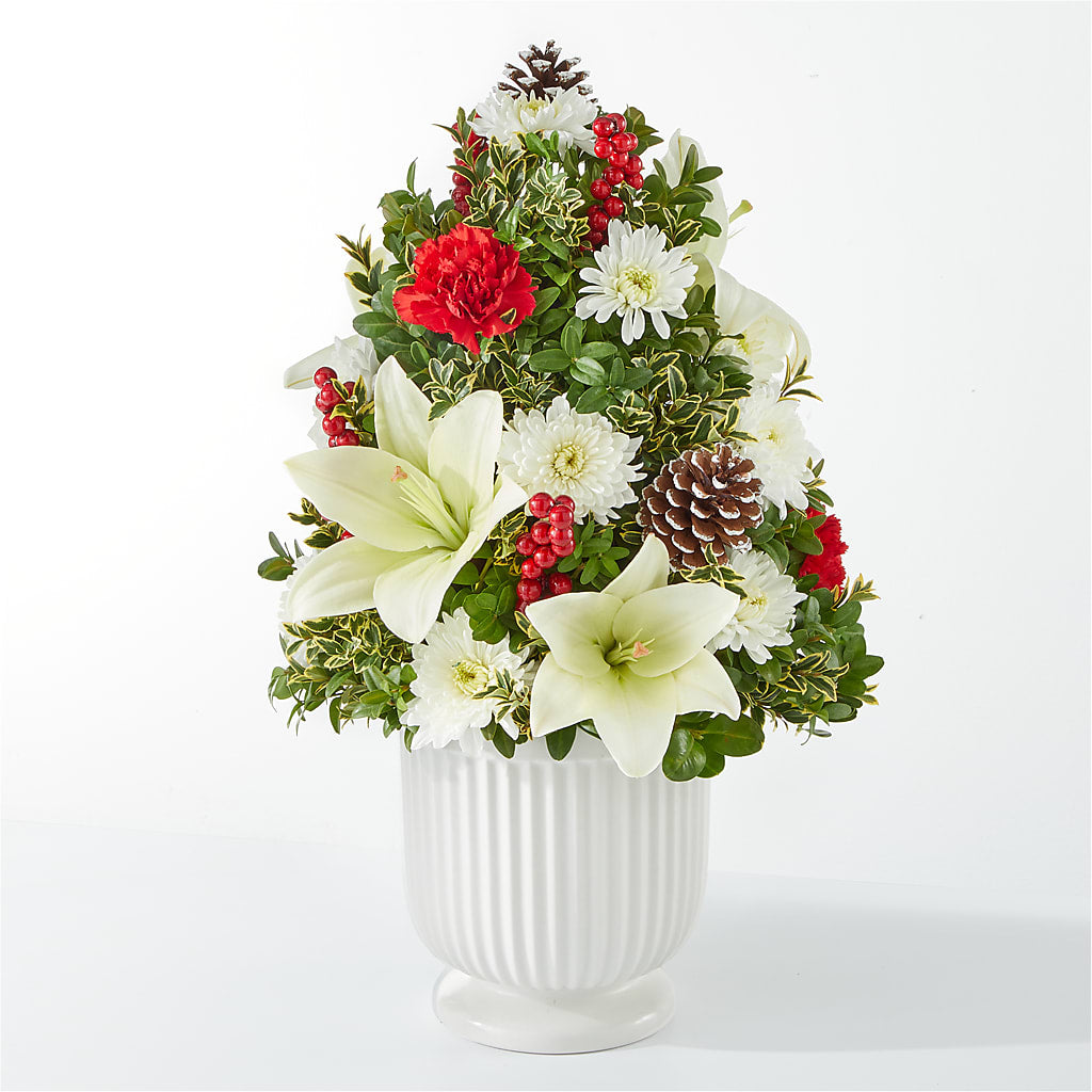 Festive Moments Tree –  Paola Parra Flowers, Clermont FL