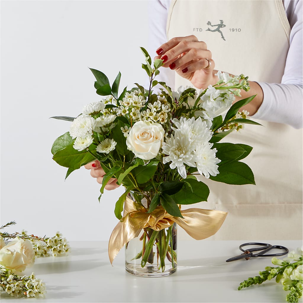 New Beginnings – A Florist Original –  Paola Parra Flowers, Clermont FL