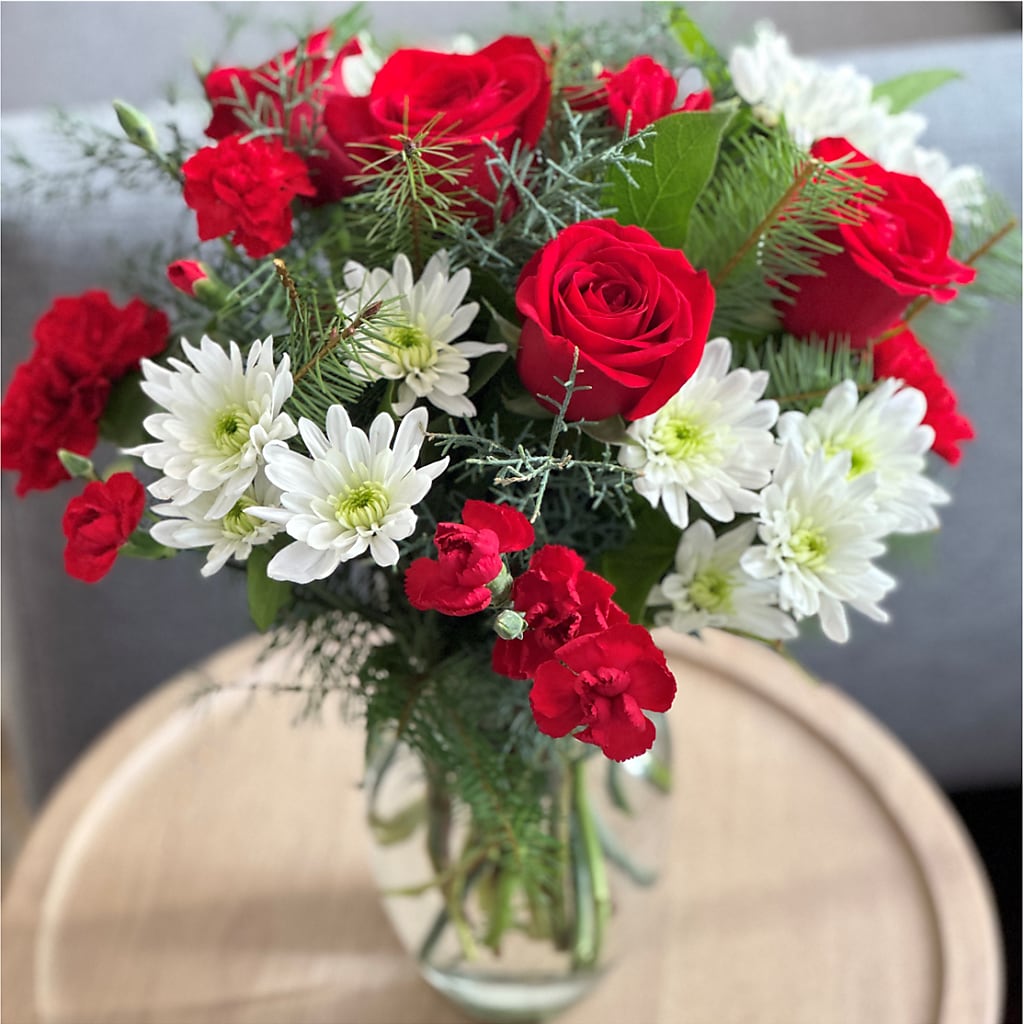 Seasonal Magic Bouquet –  Paola Parra Flowers, Clermont FL