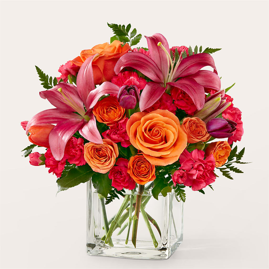 Lucky Lily Bouquet –  Paola Parra Flowers, Clermont FL