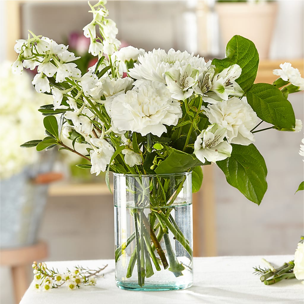 Classic Ivory – A Florist Original –  Paola Parra Flowers, Clermont FL