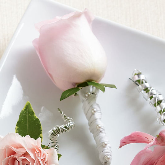 Pink Rose Boutonniere –  Paola Parra Flowers, Clermont FL