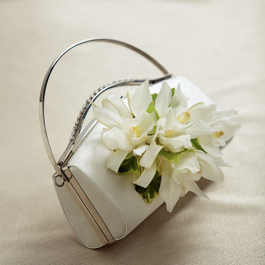 White Purse Decor –  Paola Parra Flowers, Clermont FL